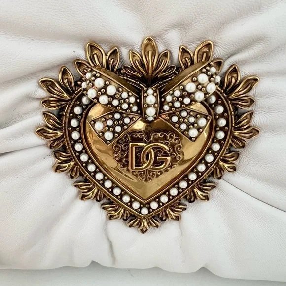 NWT Authentic Dolce & Gabbana Devotion White Leather Heart Bag Gold Chain Pearl - Picture 8 of 14